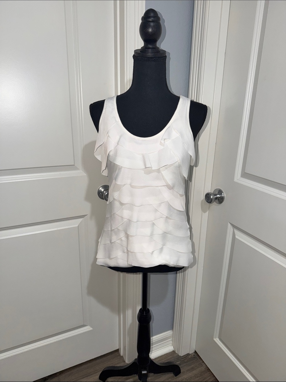Apt. 9 White Ruffle Tier Tank size PS